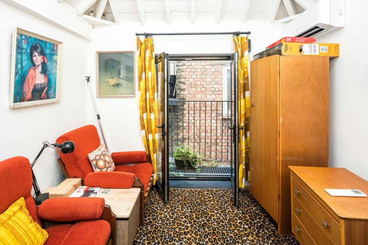 Apartamento Cute House In Soho - Full Ac, Quiet And Unique! Londres Exterior foto
